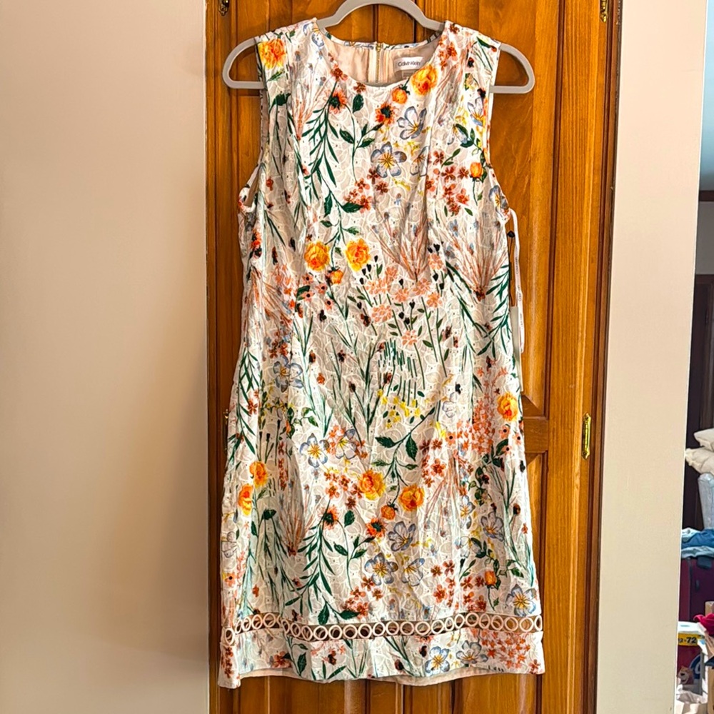 NWT-Calvin Klein sleeveless floral summer dress
